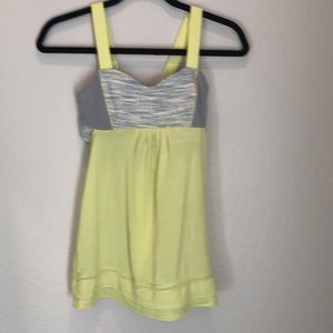 Lululemon workout top
